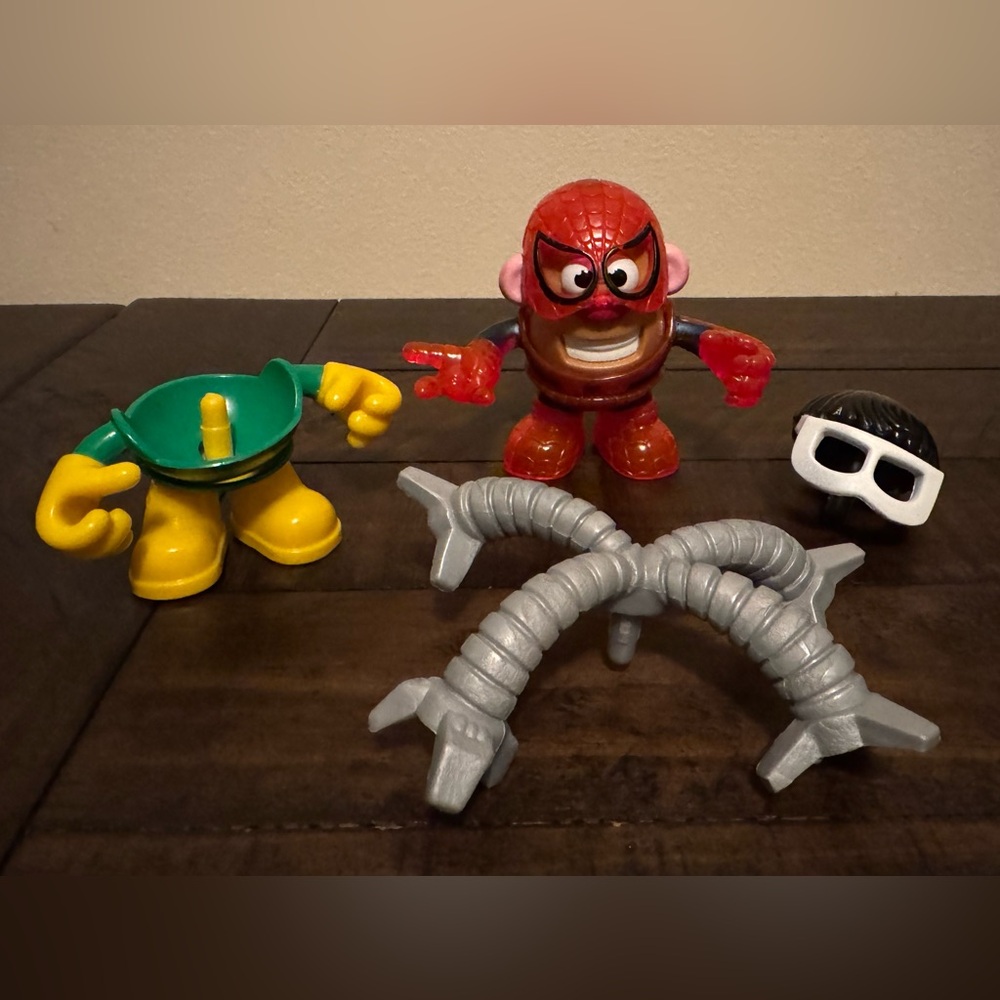 Marvel Playskool Mixable, Mashable Heroes! Spider-Man & Doc Ock Mr. Potato Head